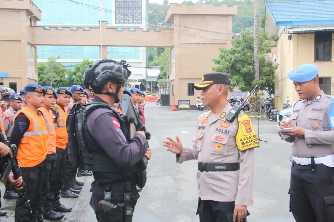 Wakasatgasopsda Operasi Lilin Cartenz 2025 Tinjau Pos Pam Asei Faa, Tekankan Kedisiplinan dan Ketertiban Inventaris Senjata 