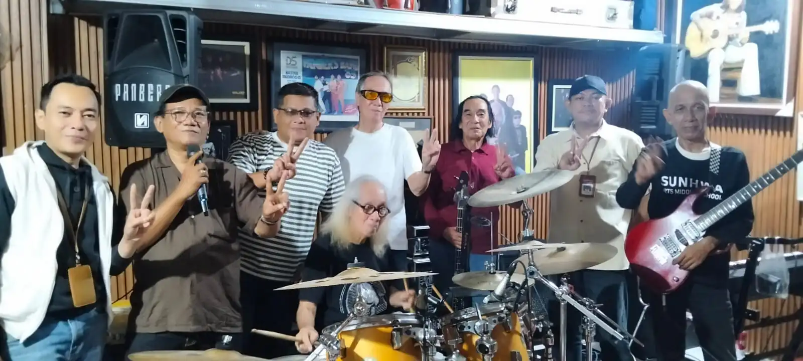 Panbers: Harmoni Saudara yang Menjadi Ikon Sejarah Musik Indonesia