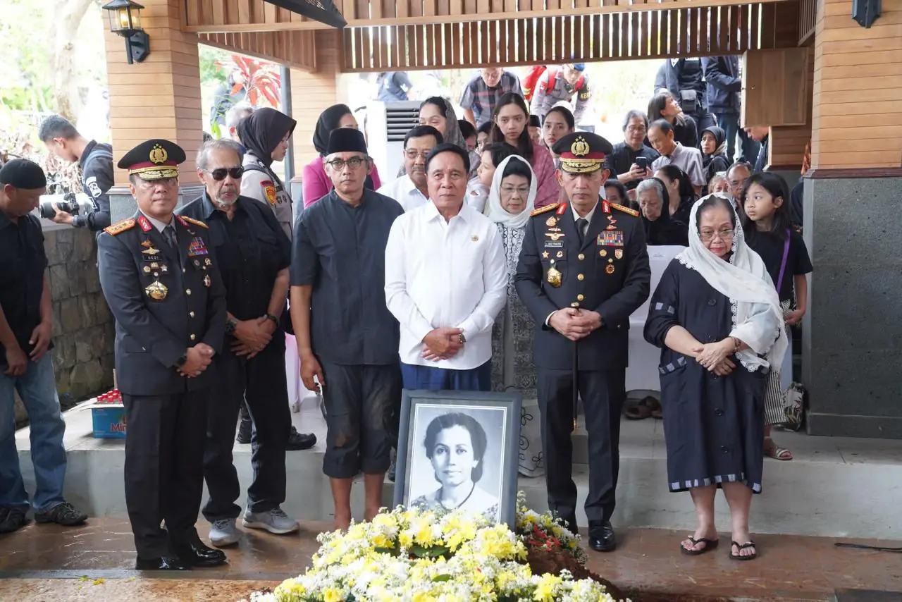 Keluarga Besar Polri Berduka, Eyang Meryati Hoegeng Menghembuskan Nafas Terakhirnya