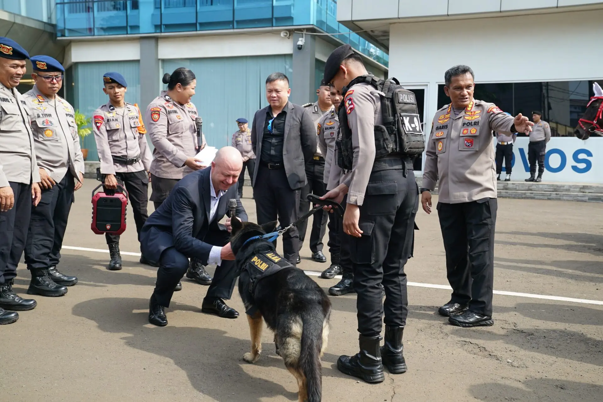Perkuat Diplomasi Taktis, Polri dan Kepolisian Hong Kong Sinergi di Korsabhara hingga Latihan Wind Tunnel Korbrimob Polri
