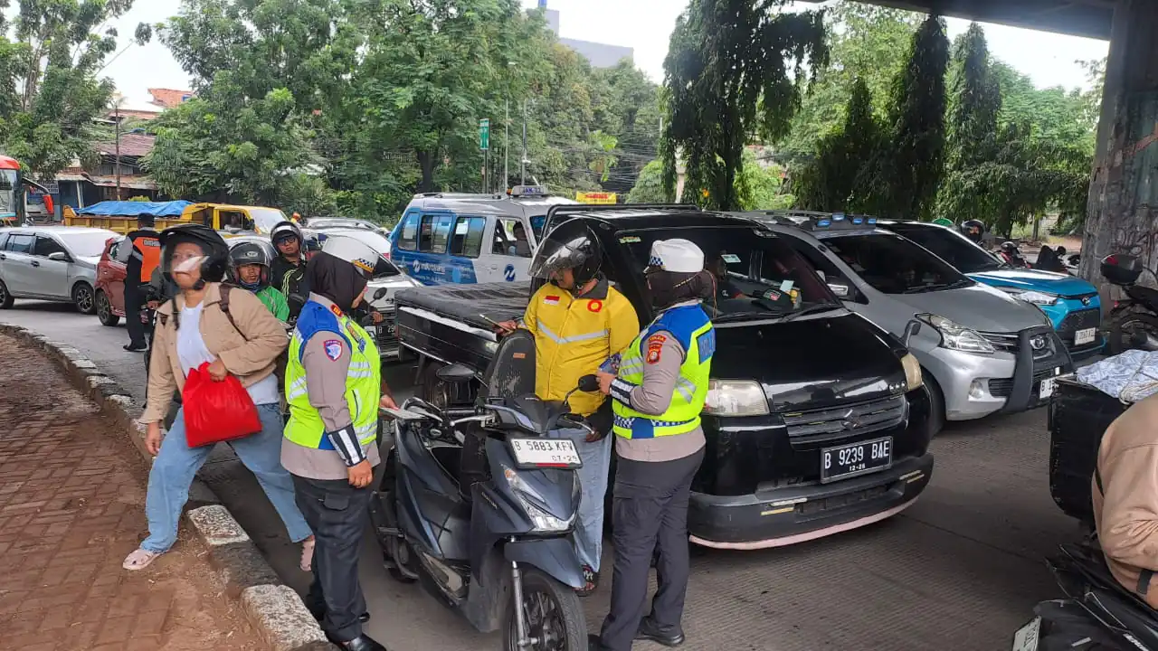 Satlantas Metropolitan Jakarta Timur Gelar Ops Keselamatan Jaya 2026 di TL Halim Lama